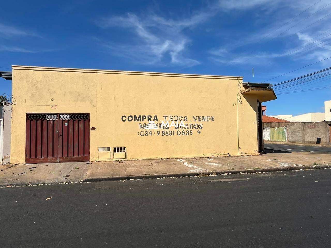 Comercial no Parque das Americas