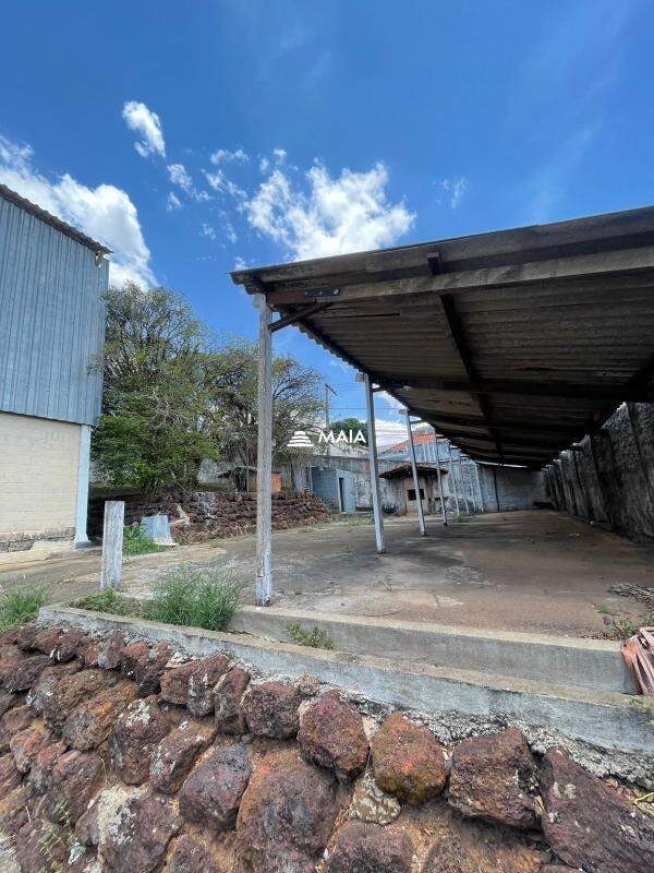 Galpão à venda no Nossa Senhora da Abadia: 
