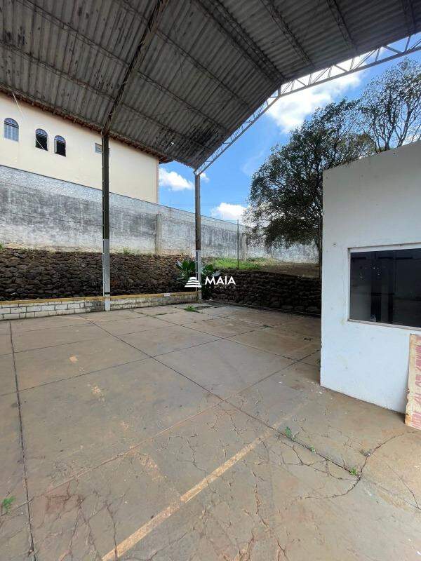 Galpão à venda no Nossa Senhora da Abadia: 