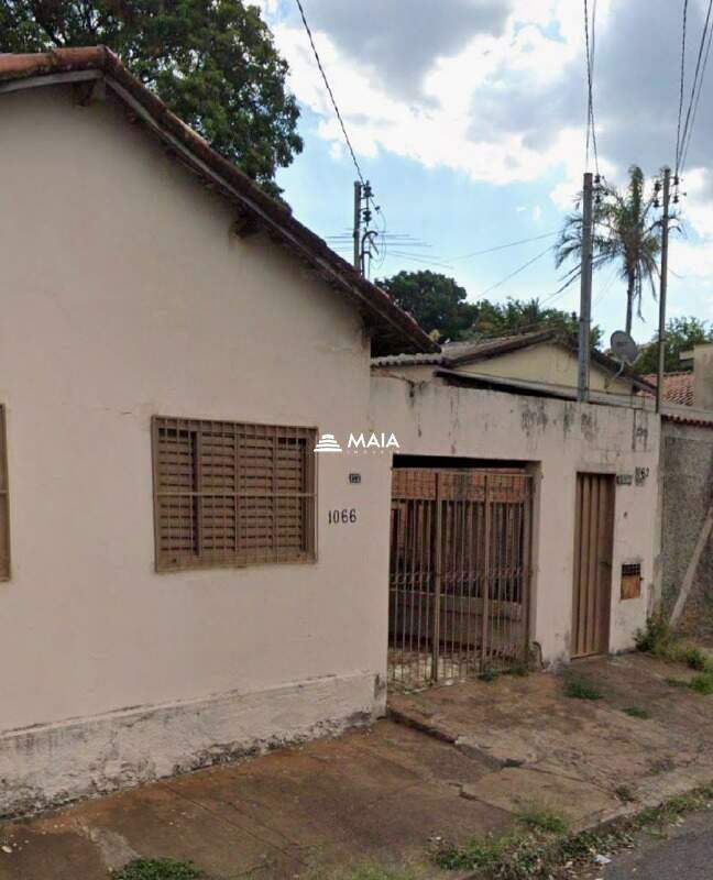 Terreno/Área à venda no Nossa Senhora da Abadia: 