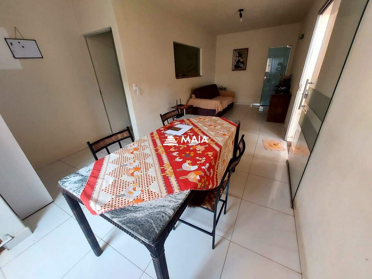 Casa à venda no Conjunto Guanabara: 