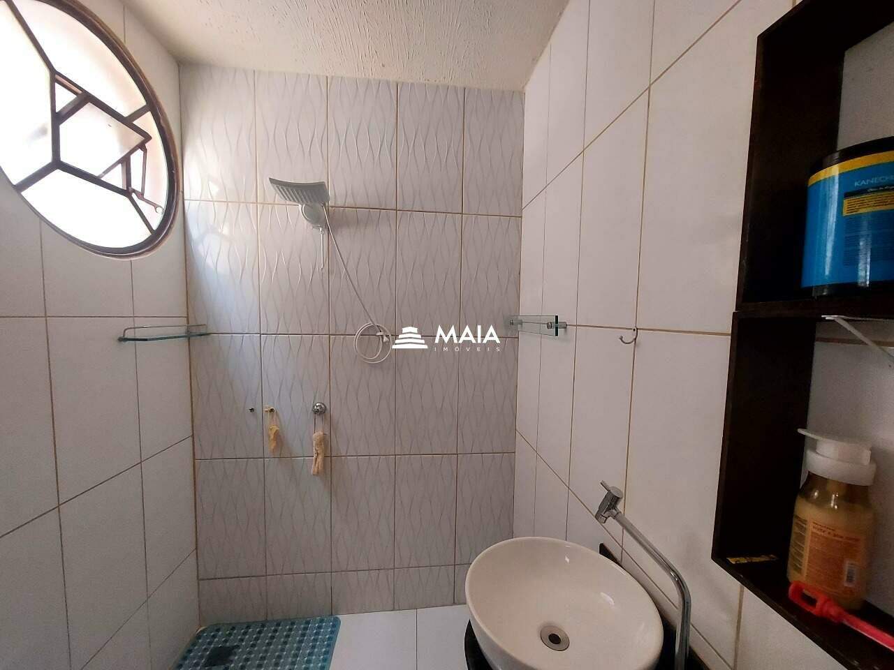 Casa à venda no Conjunto Guanabara: 