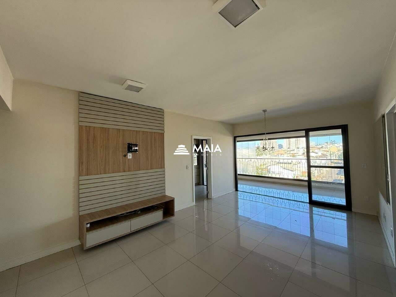 Apartamento à venda no Jardim do Lago: 