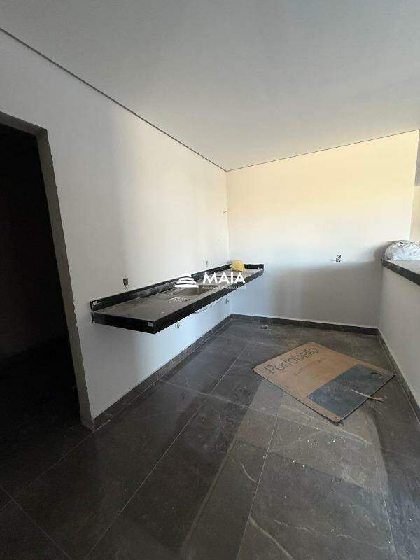 Apartamento à venda no Santa Maria: 