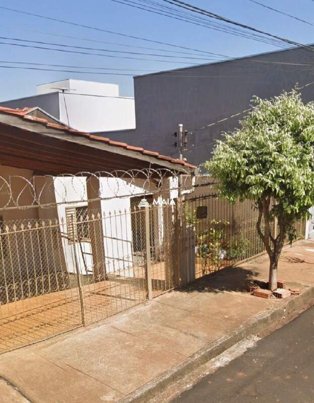 Terreno/Área à venda no Santa Marta: 