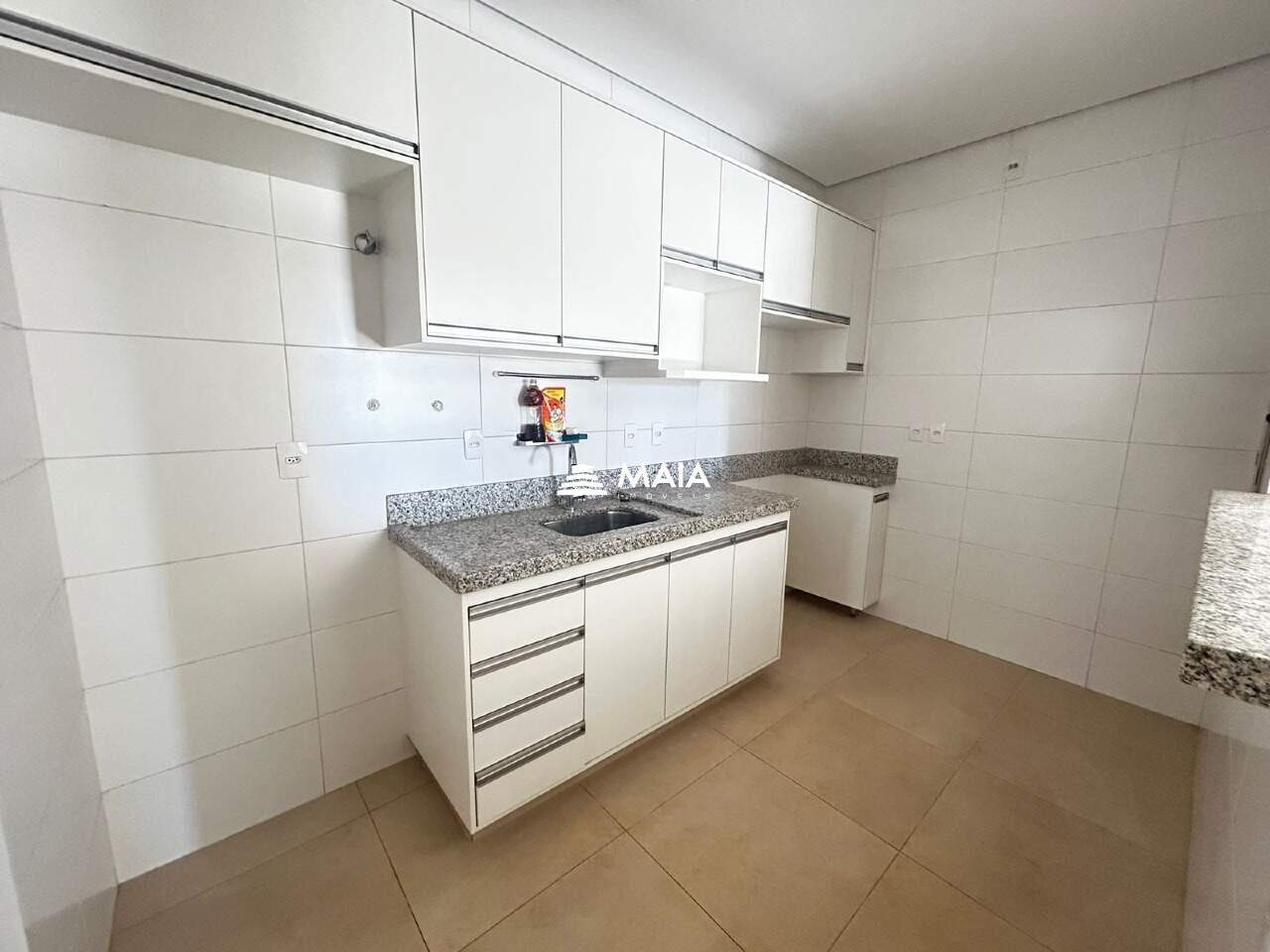 Apartamento à venda no Jardim do Lago: 