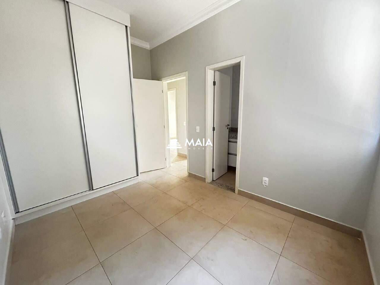 Apartamento à venda no Jardim do Lago: 