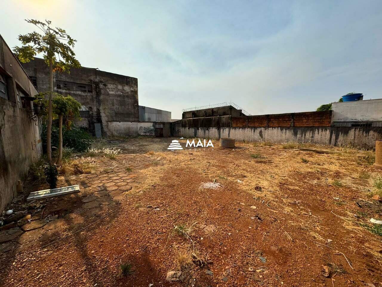 Comercial para aluguel no Santa Marta: 