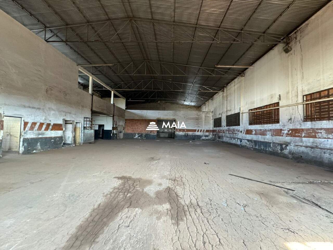 Comercial para aluguel no Santa Marta: 