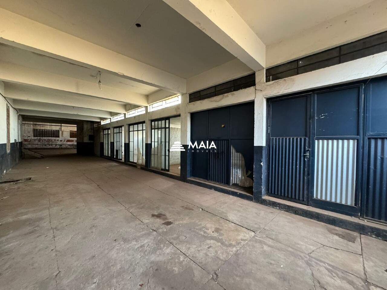 Comercial para aluguel no Mercês: 