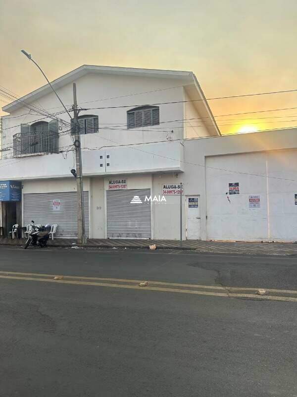 Comercial para aluguel no Nossa Senhora da Abadia: 