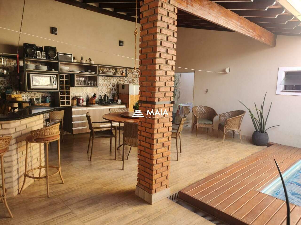 Casa à venda no bairro Estados Unidos 