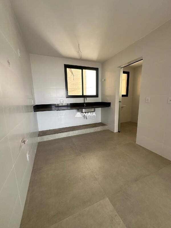 Apartamento à venda no Jardim do Lago: 