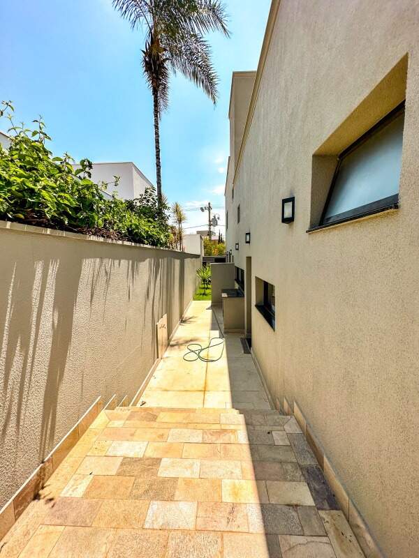 Casa de Condomínio à venda no Damha I - Res. Uberaba: 