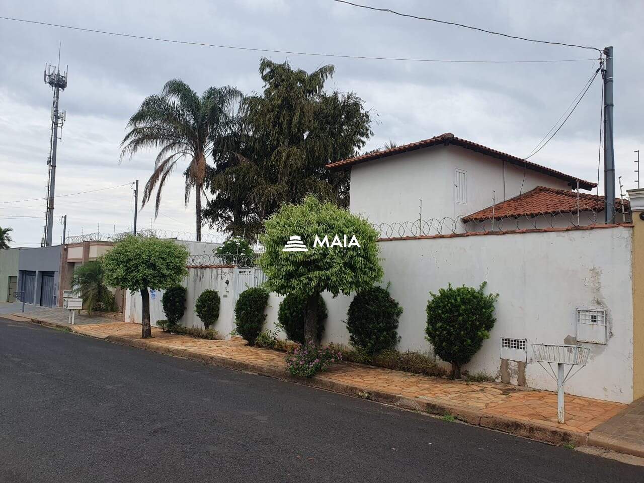 Casa à venda no Jardim Induberaba: 