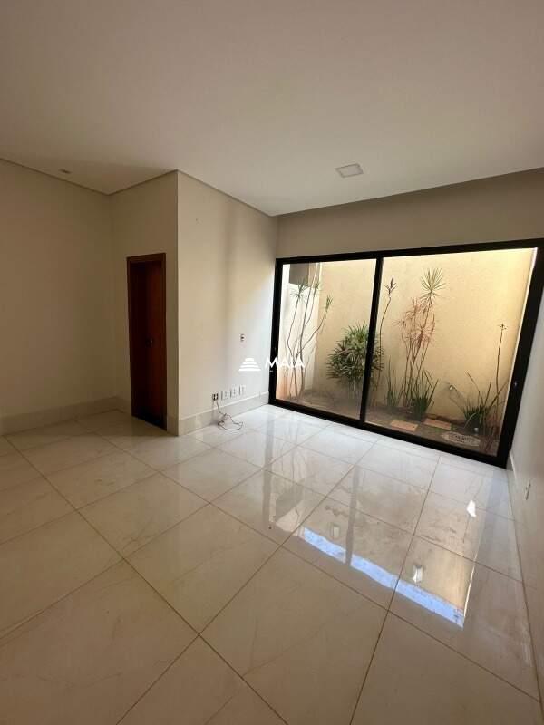 Casa para aluguel no Parque das Laranjeiras: 