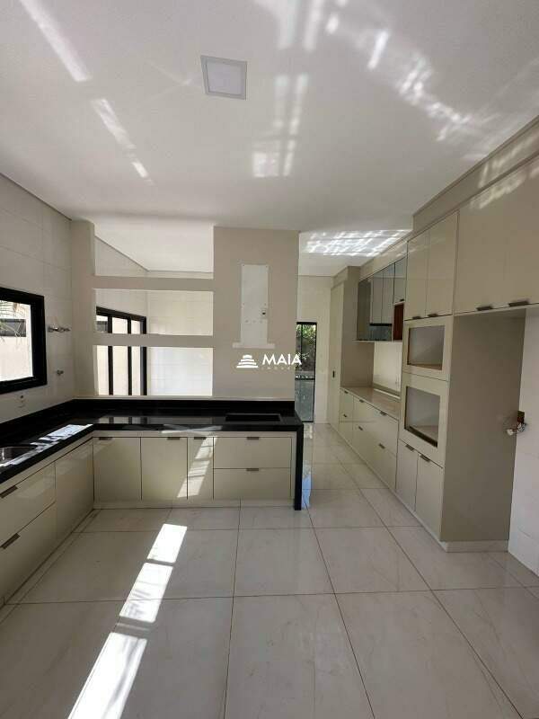 Casa à venda no Parque das Laranjeiras: 