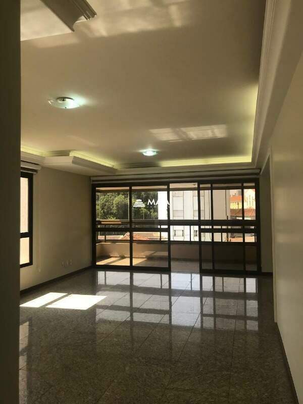 Apartamento á venda no Portal do Vale 