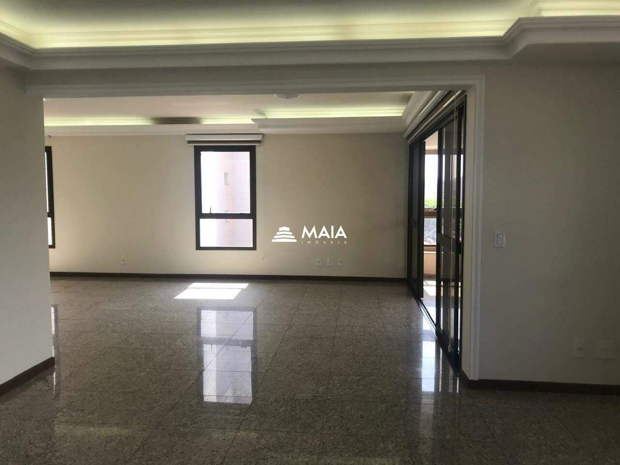 Apartamento à venda no Mercês: 