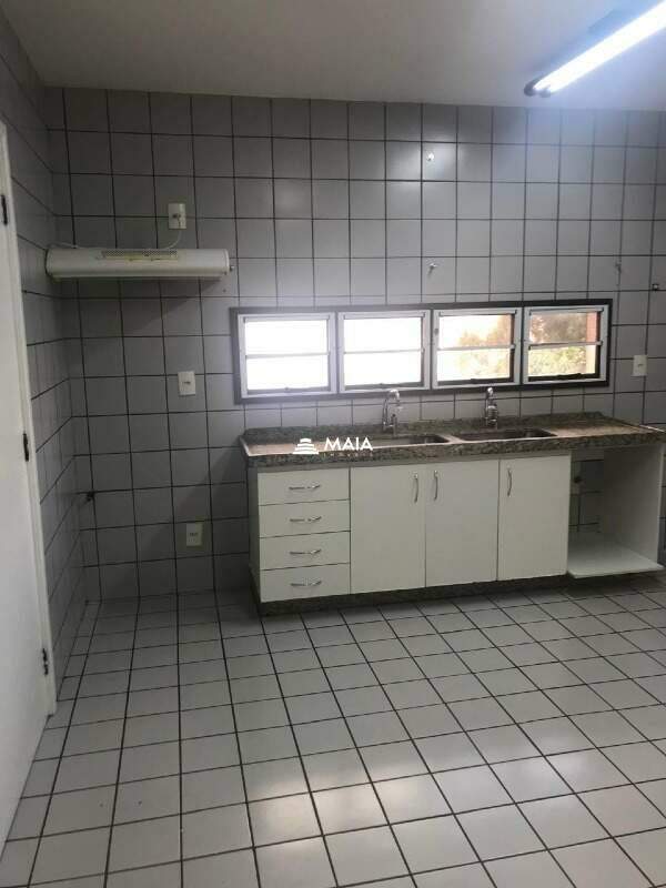 Apartamento à venda no Mercês: 