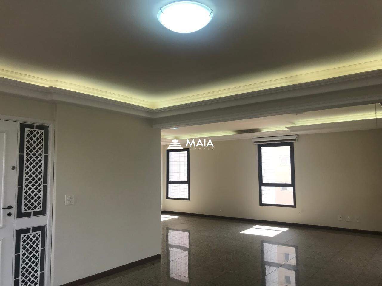 Apartamento à venda no Mercês: 