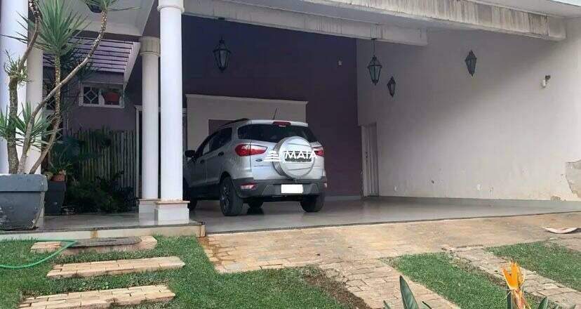 Casa à venda no Parque do Mirante: 