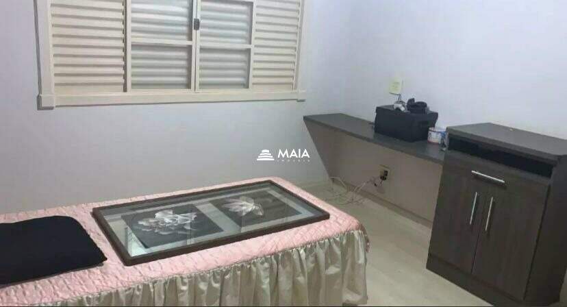 Casa à venda no Parque do Mirante: 