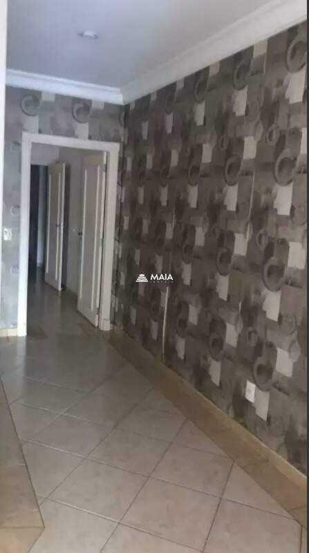 Casa à venda no Parque do Mirante: 