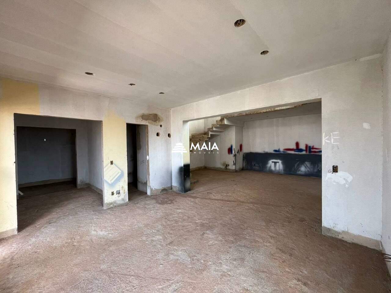 Apartamento à venda no Santa Maria: 