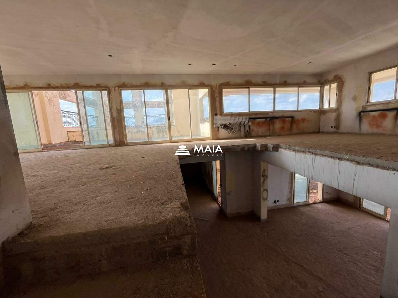 Apartamento à venda no Santa Maria: 