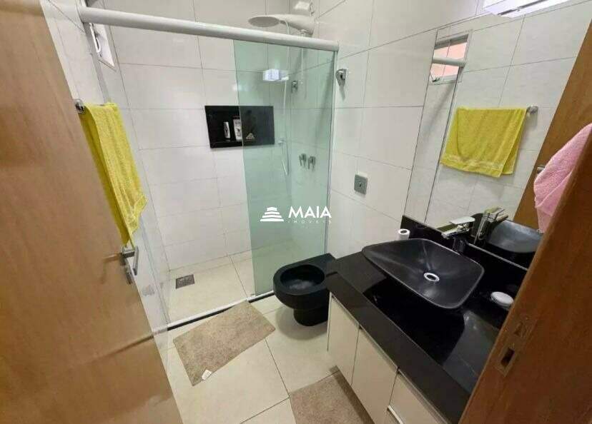 Casa à venda no Jardim Nenê Gomes: 