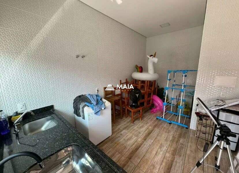 Casa à venda no Jardim Nenê Gomes: 