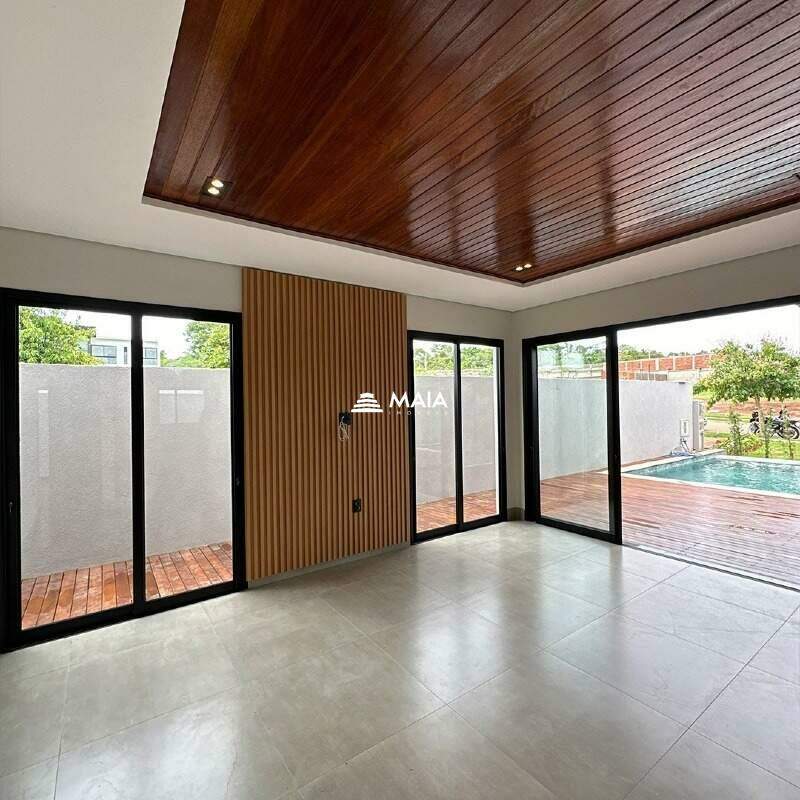 Casa de Condomínio à venda no Condomínio Portal do Lago II: 