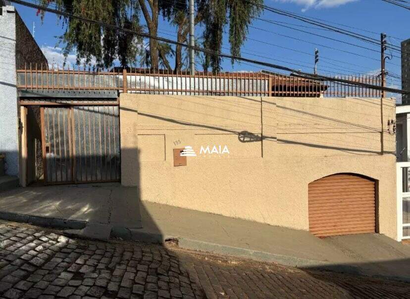 Casa para alugar no bairro Centro