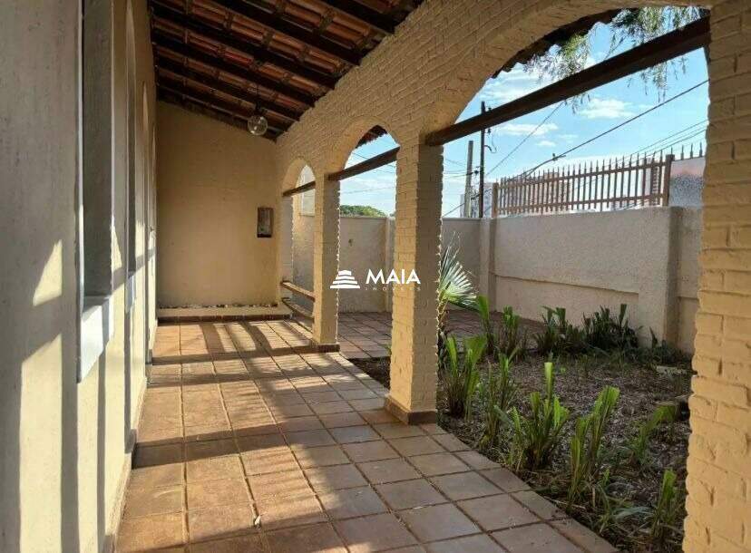 Casa para aluguel no Centro: 