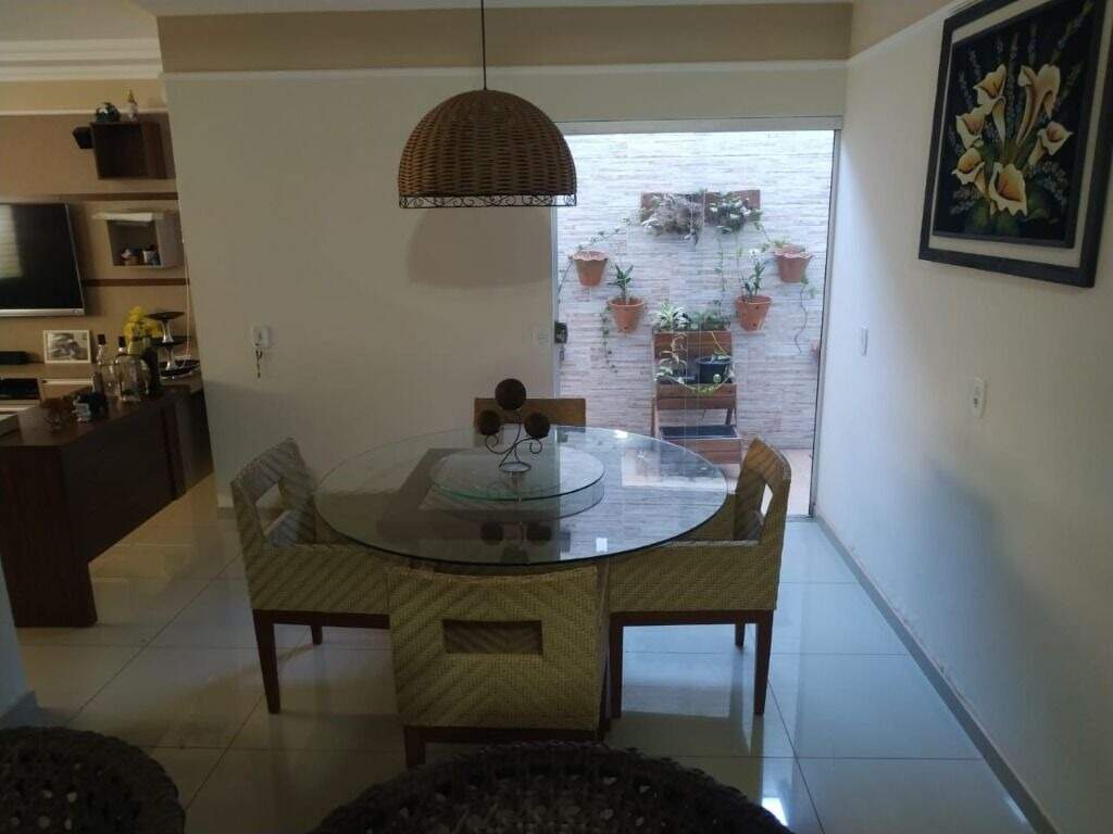 Casa à venda no Oneida Mendes: 