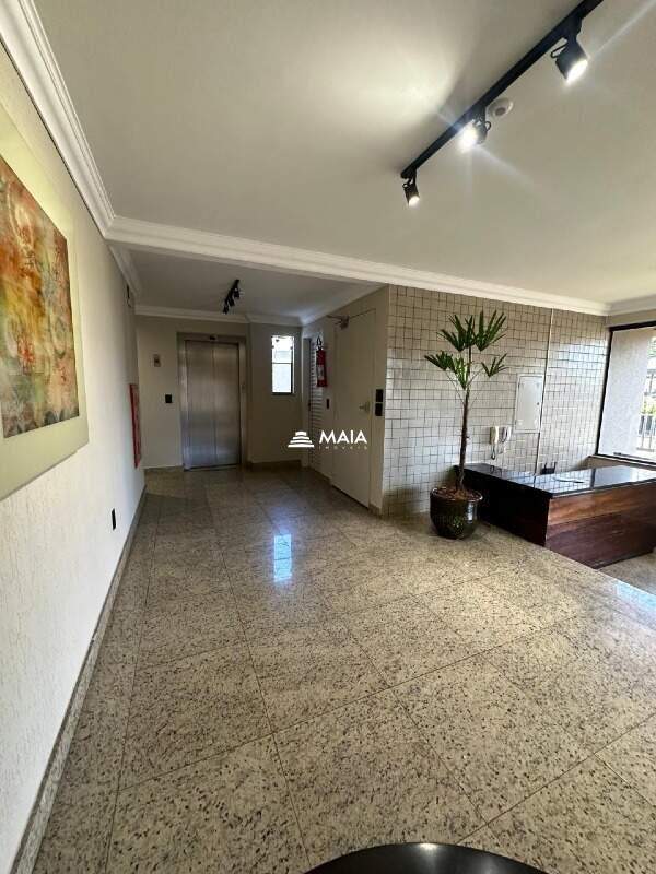 Apartamento à venda no Mercês: 