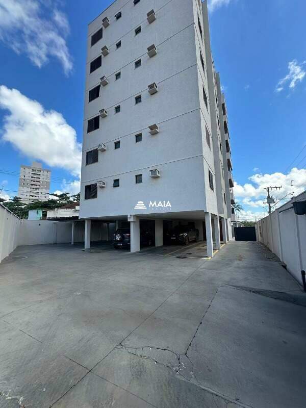 Apartamento à venda no Mercês: 