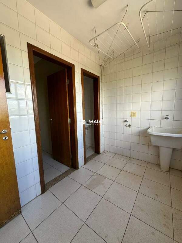 Apartamento à venda no Mercês: 