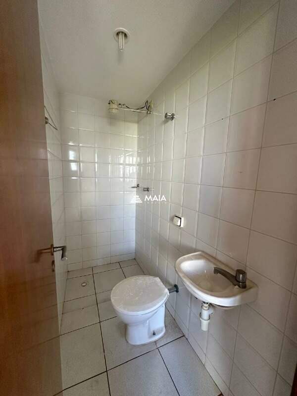 Apartamento à venda no Mercês: 
