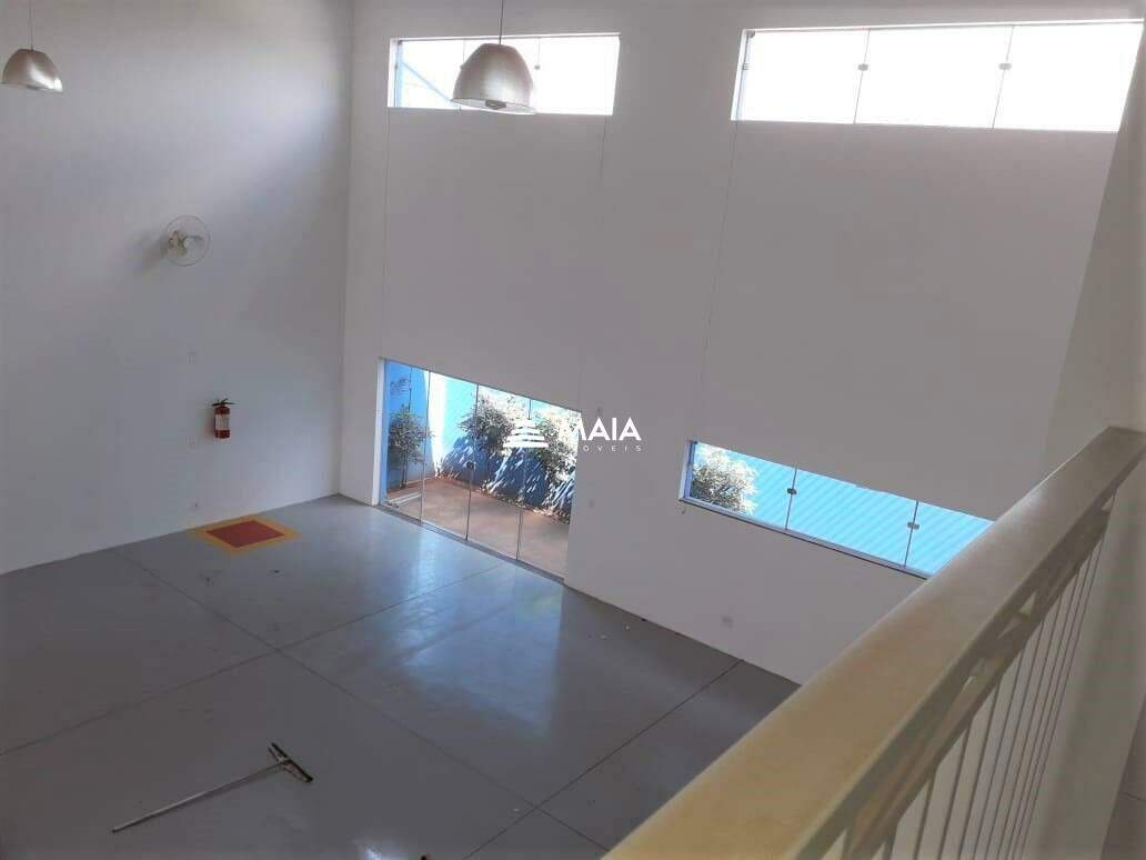 Galpão para aluguel no Manoel Mendes: 