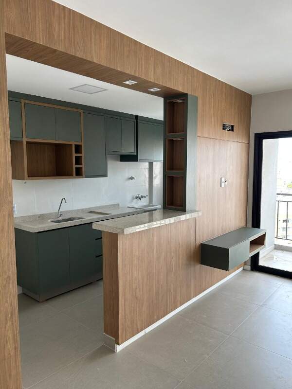 Apartamento à venda no Mercês: 