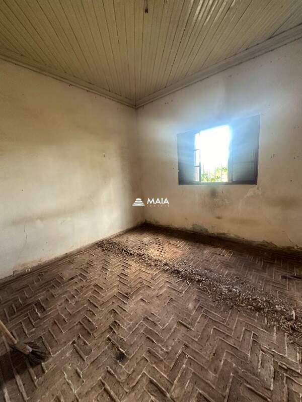 Terreno/Área à venda no São Benedito: 