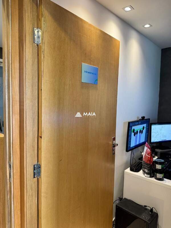 Comercial à venda no Santa Marta: 