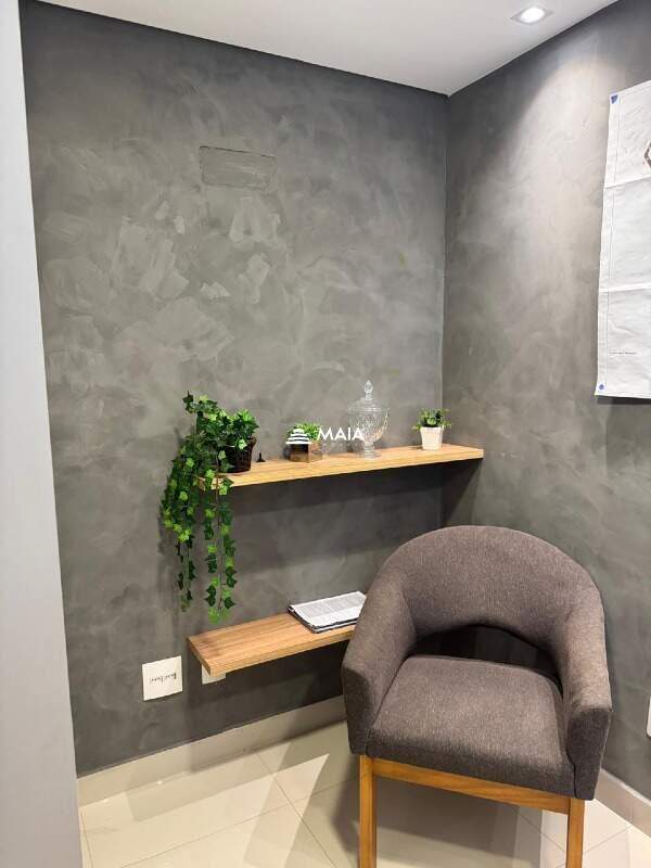 Comercial à venda no Santa Marta: 