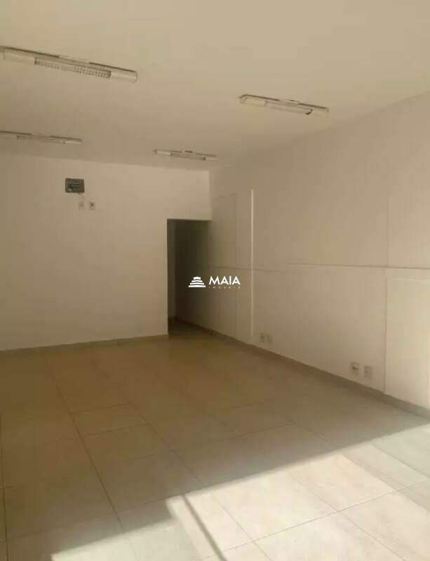 Comercial para aluguel no Mercês: 