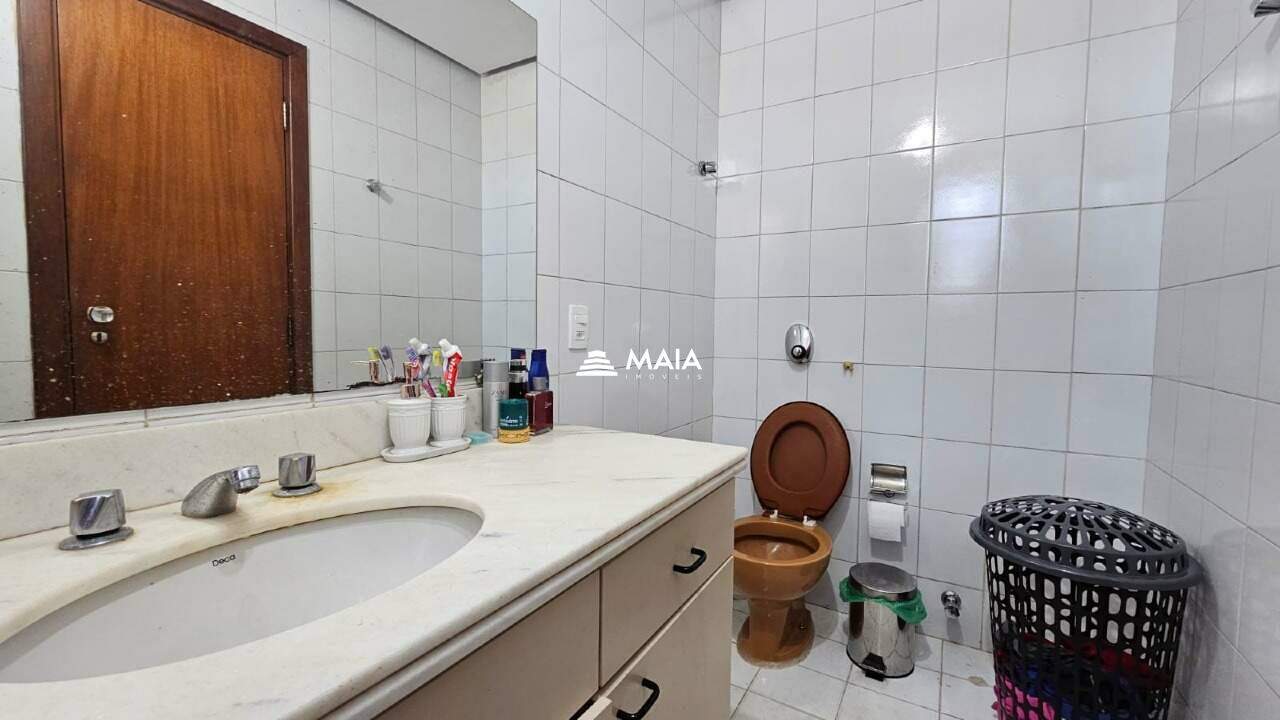 Apartamento à venda no Mercês: 
