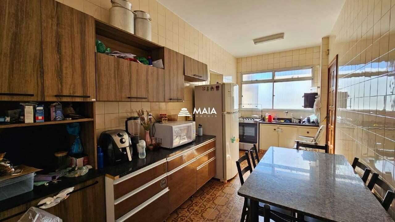 Apartamento à venda no Mercês: 
