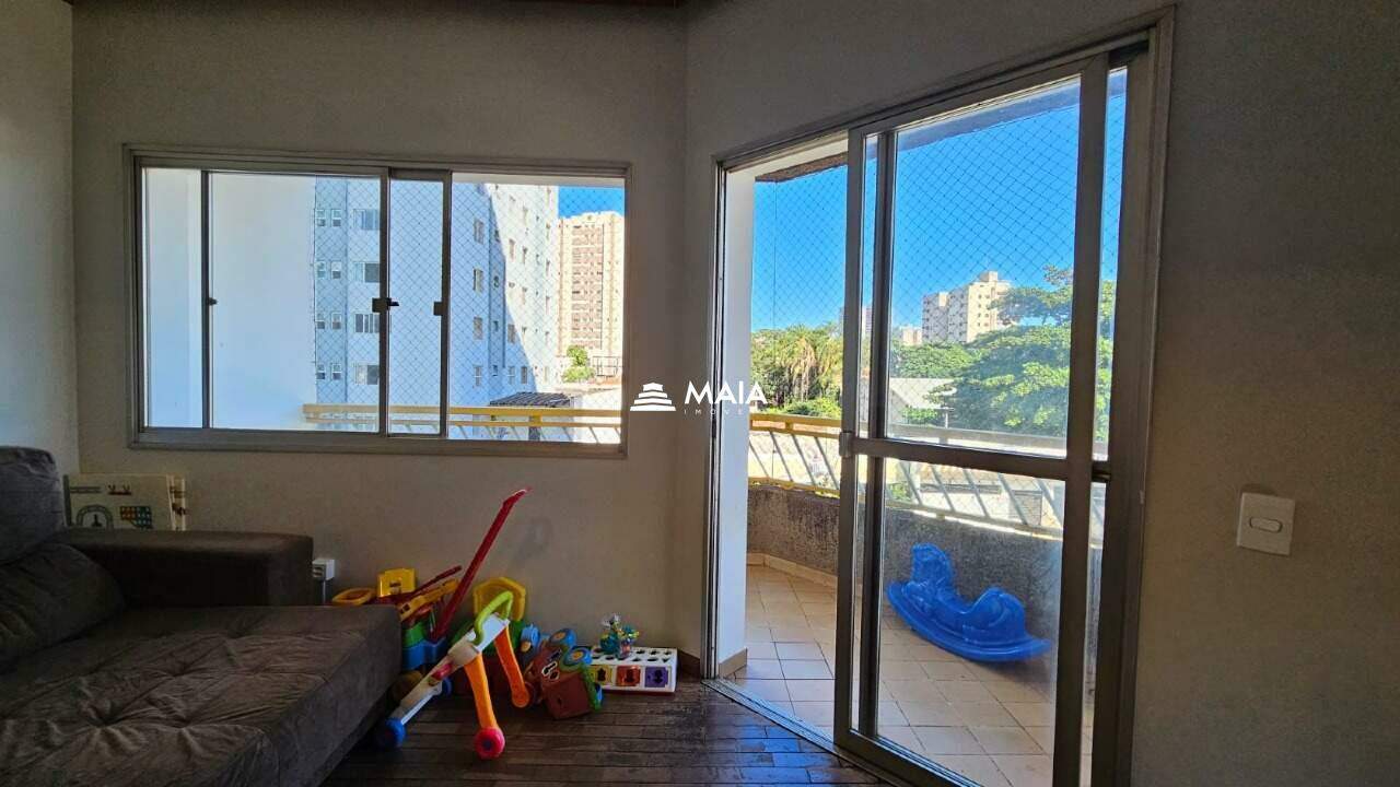 Apartamento à venda no Mercês: 