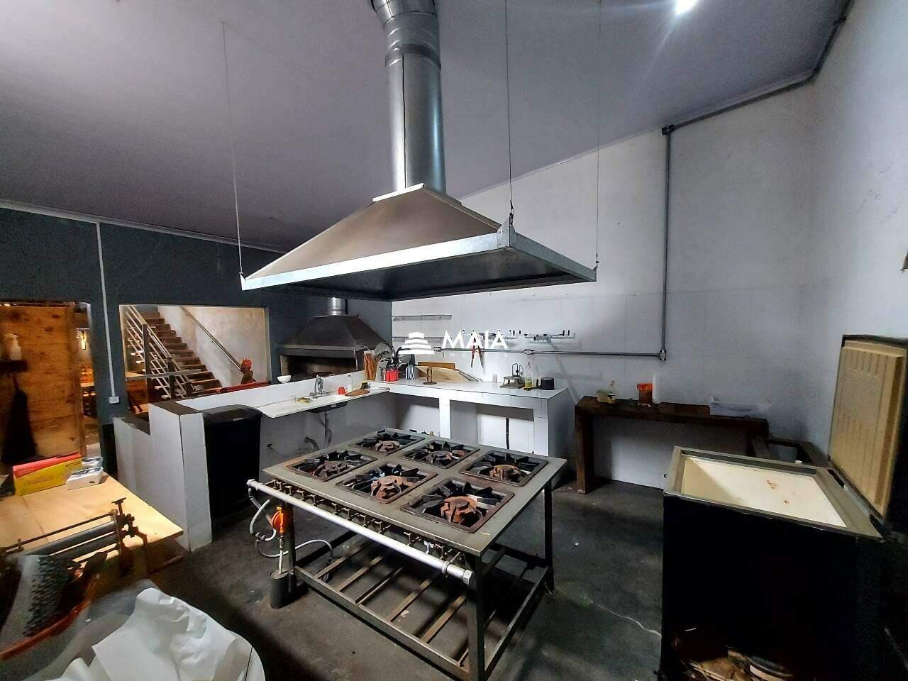 Comercial para aluguel no Irmãos Soares: 